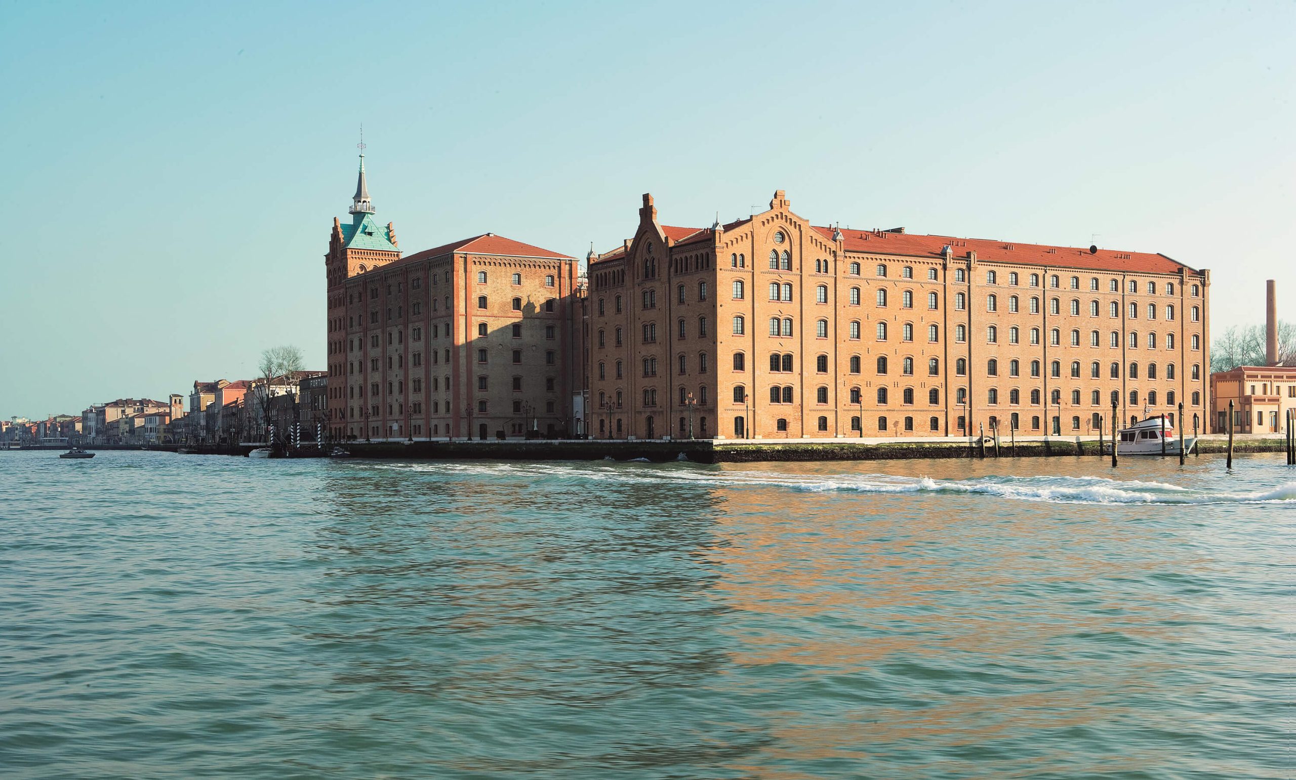 Hotel & Residences Molino Stucky<br>(Italy)